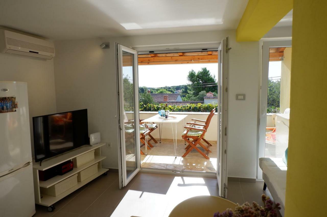 Apartment Marija Premantura Luaran gambar